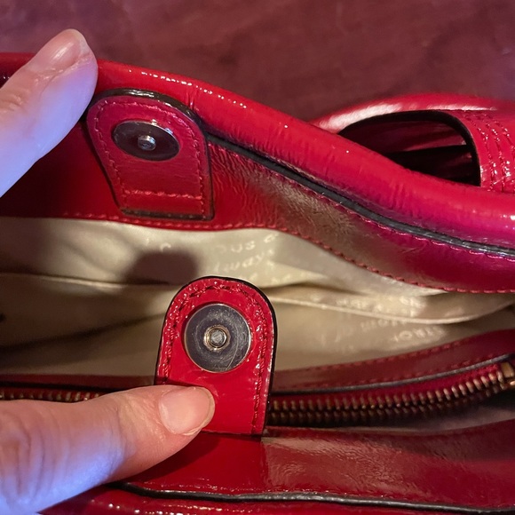 Kate Spade all leather patent bag - Picture 2 of 13